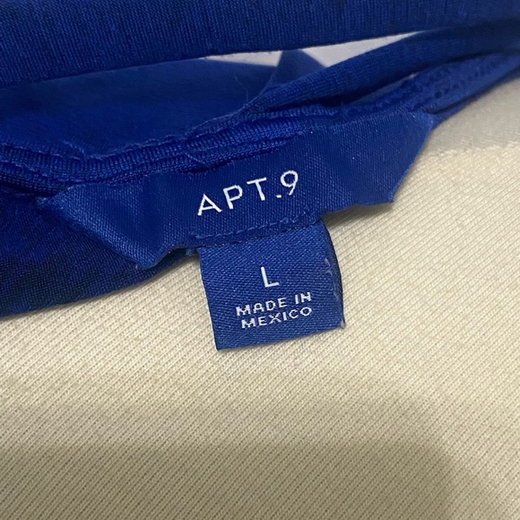 APT.9 blouse Pre loved size large - Picture 4 of 6